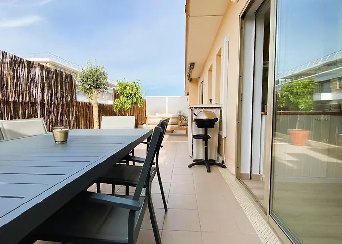 T2 Bricka La Terrasse De La Plage, Moderne, Equipe, Lumineux